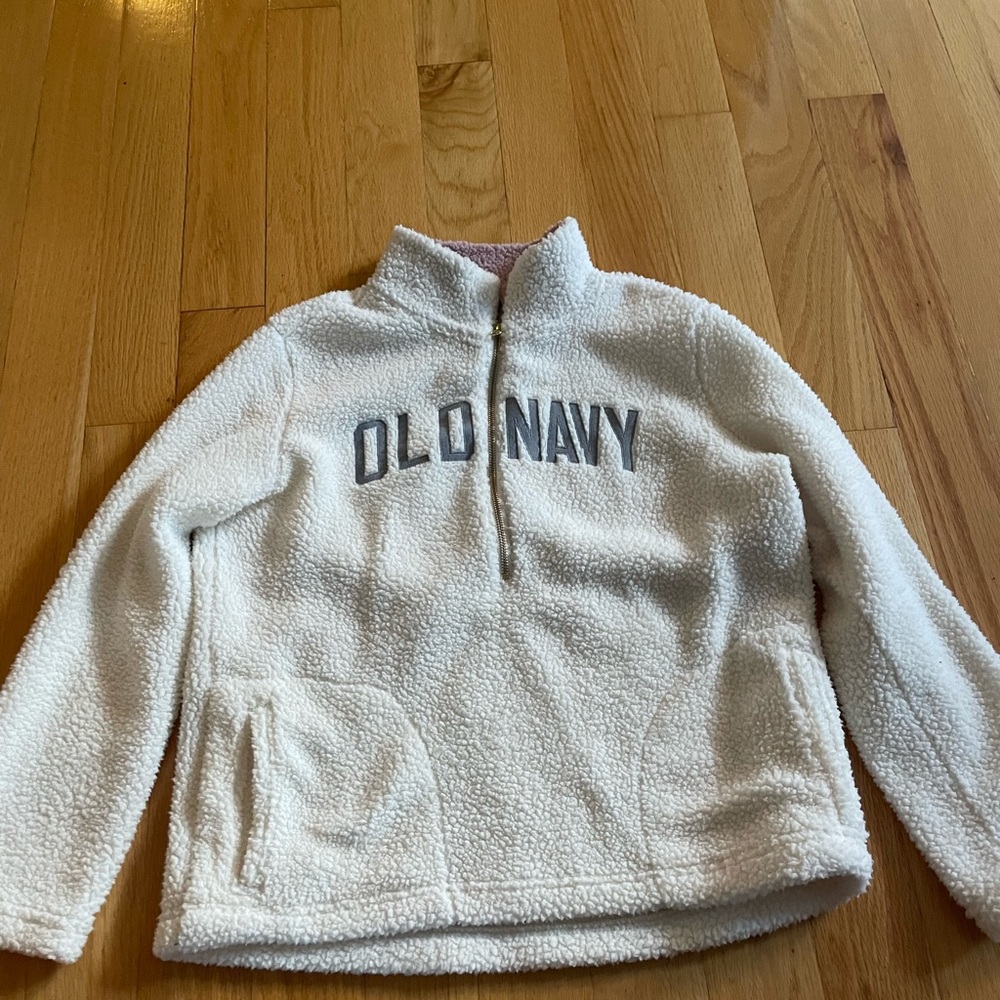 Old Navy white fleece pullover